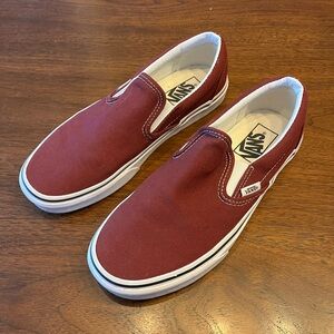 Vans classic slip on, dark red, women’s sz 8, men’s size 6.5